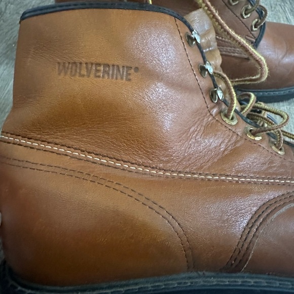 Wolverine Brown Leather Men\'s Boots, oil proof, rare find, excellent boots main image 9